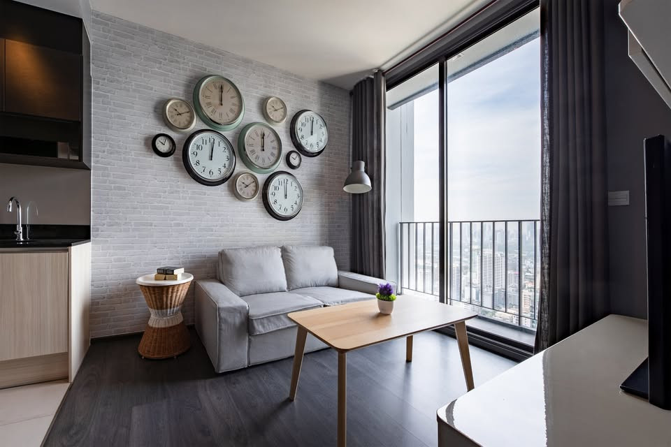 💥 [𝐏-𝟏𝟑𝟕𝟒𝟖𝟏] 💥Edge Sukhumvit 23 : ห้องหรู วิวเมืองตระการตา! ใกล้ MRT สุขุมวิท 𝟐𝟔,𝟎𝟎𝟎/ด. | Line ID: @easycondoplus | 099-229-6397