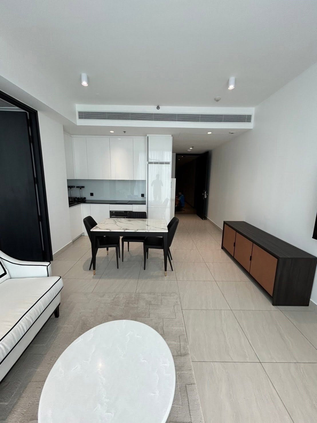 ST760/[เช่าด่วน] คอนโด Luxury ใจกลางสาทร | Tait Sathorn 12