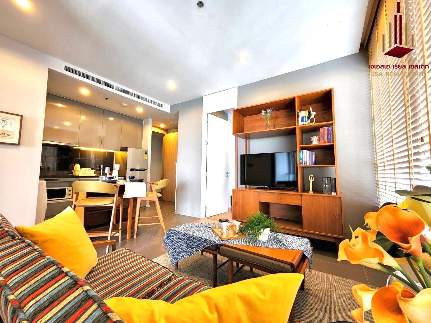 ✨ For Rent: M Ladprao Condo ✨ 💰 Only 42,000 THB/month 