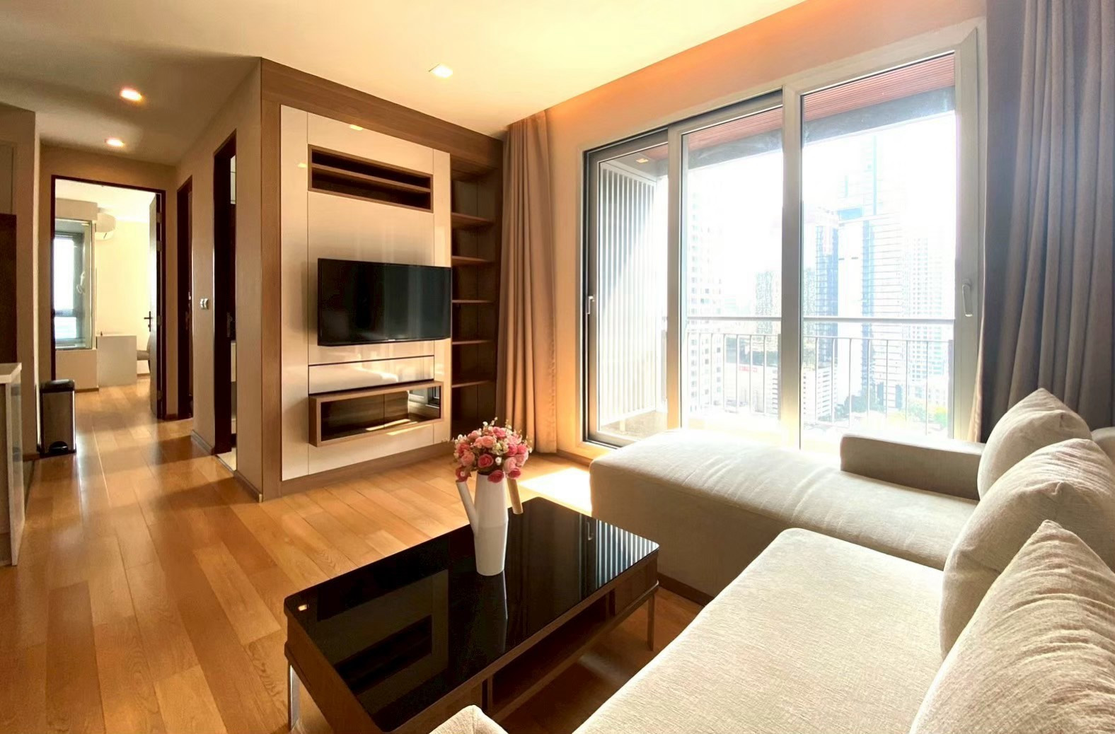 LTH16140 - Luxury Condo for Sale with Tenant Asoke | The Address Asoke | 65 sq.m. | 2 Beds 2 Baths | BTS Asoke | 12.5 MB | คอนโดขายพร้อมผู้เช่า อโศก