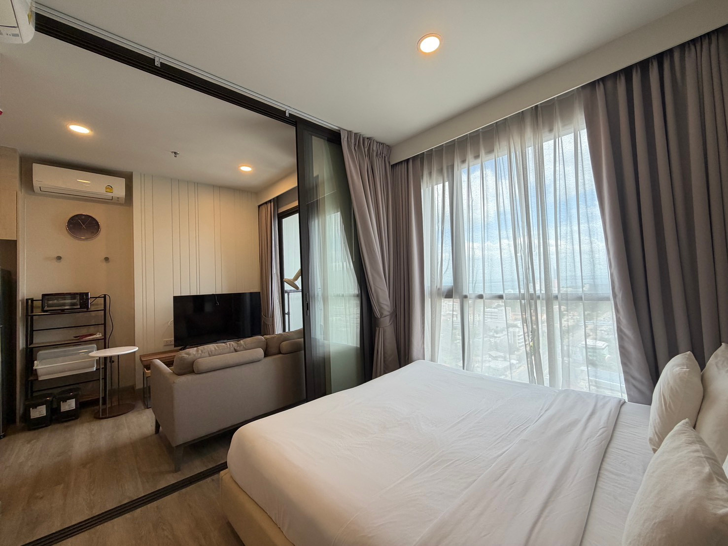 KEEN CENTRE SRIRACHA ให้เช่าคอนโดชั้น 21 วิวเมืองและทะเล ติดสุขุมวิท – รูปที่ 4