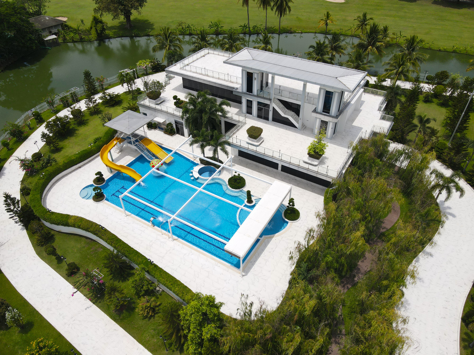Luxury house for sale near Rangsit University, golf course view, surrounded by a stream. Muang Pathum Thani District (near Rangsit University 5 minutes), area 7 rai 1 ngan with private swimming pool. – รูปที่ 4