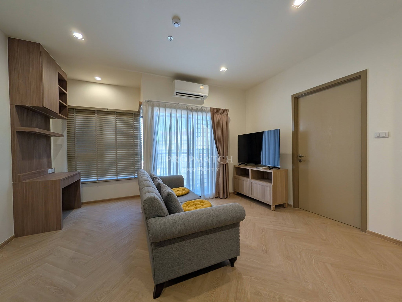 ✨Flash Deal ✨Na Reva Charoennakhon (1Bed 1Bath 38SQM.) ready to move in! Only 4,900,000 baht Tel.0981315848 @propmatch ✨Flash Deal ✨Na Reva Charoennakhon (1Bed 1Bath 38SQM.) ready to move in! Only 4,900,000 baht Tel.0981315848 @propmatch