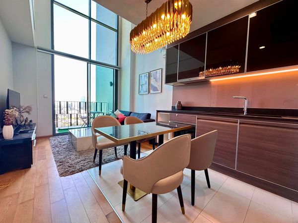 Duplex สดุคีย์ เพดานสูง โปร่งสบาย ติด BTS ทองหล่อ | Keyne by Sansiri