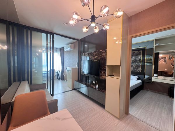 Life Sathorn Sierra ห้องสวย ห้องใหม่ บิ้วอินอย่างดี 1 Bed plus ราคาพิเศษ 19,000/เดือน