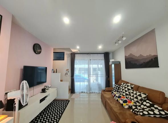 🏡 ให้เช่า ทาวน์โฮมหรู 2 ชั้น Time Home สวนหลวง-อ่อนนุช 3นอน 2น้ำ เฟอร์นิเจอร์ครบ พร้อมเข้าอยู่!
