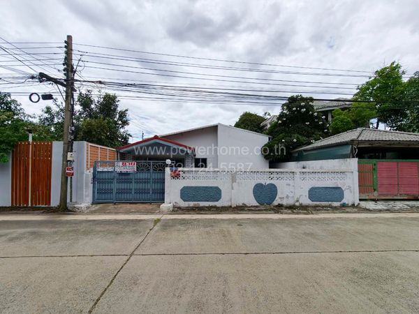 บ้านแฝด 1 ชั้น หมู่บ้านศิริสุข ทำเลดี ใกล้สนามบินดอนเมือง