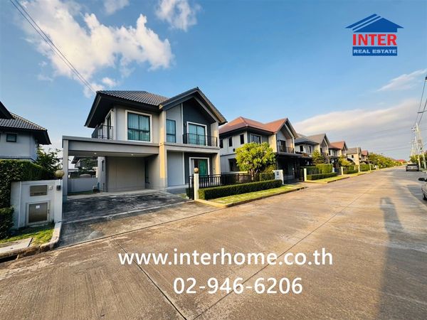 2-story detached house, 50.6 sq m, Pave Bangna Village. Next to Thipmas Seri Village, Bang Bo, near Bang Bo Market, Bang Na Road, KM 26, Thepharak Road, Bang Bo, Samut Prakan.