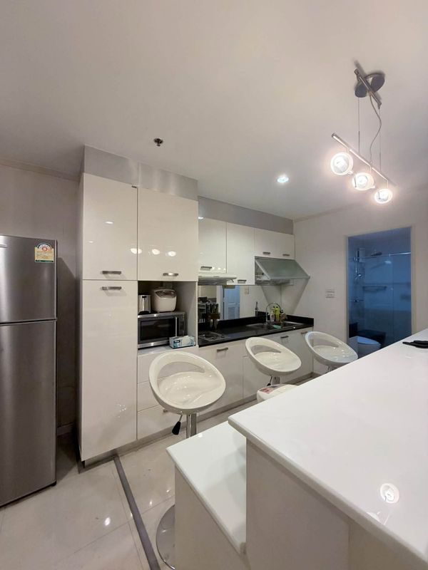 Sukhumvit Living Town for rent 125sqm 2beds 3baths 90,000 per month