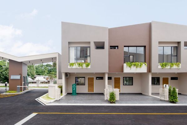 2-story townhome for sale, Monotown Mini 2, San Na Meng - Chiang Mai, good location, convenient travel, near Meta Mall.
