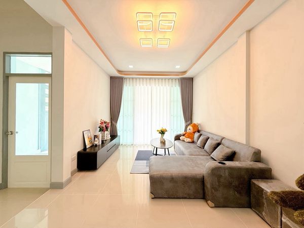 Townhouse for sale, newly renovated, Ruenrudee Village 5 | 4 bedrooms, near Hathairat.