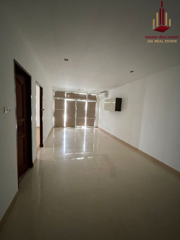 ⭐️✨ For sale: Baan Klang Krung Resort💰Special price 4,500,000 baht ⭐️ Big room 100 sq m. Good price.