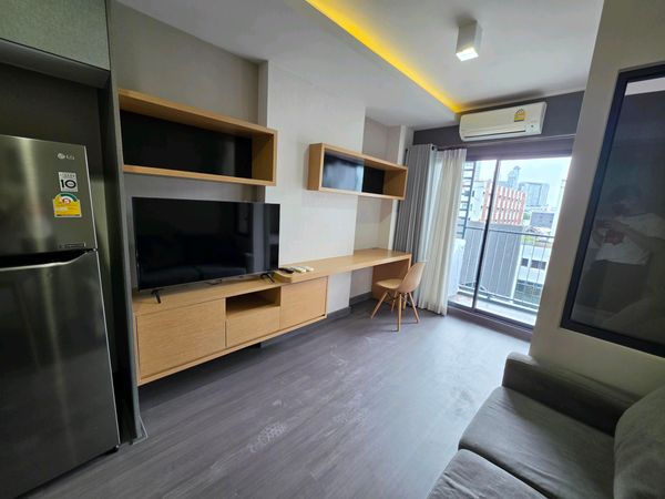 Ideo s93 1 bed 34 sq.m renovated room, new floor