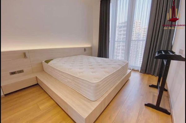 ✨ For Rent: Park Origin Phrom Phong Condo ✨ 💰 Only 34,000 THB/month  