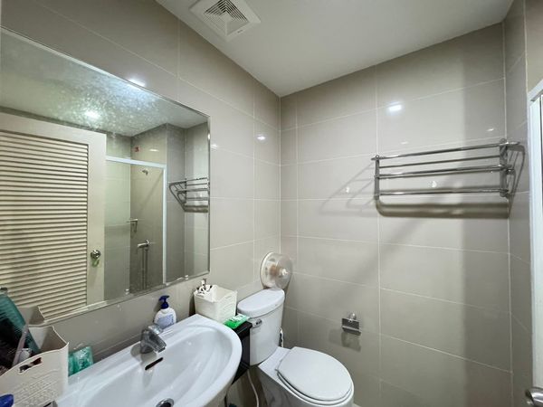ขายด่วน Airlink Residence (แอร์ลิงค์ เรสซิเดนซ์) อาคาร 5 ชั้น 4 ห้องสวย ใกล้แอร์พอร์ตลิงก์ ลาดกระบัง 28 ตร.ม.