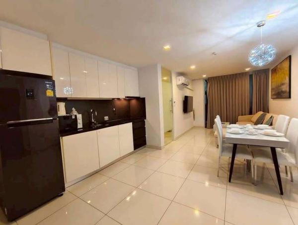 Park Royal 3 / 2 Bedrooms (FOR SALE) KP214