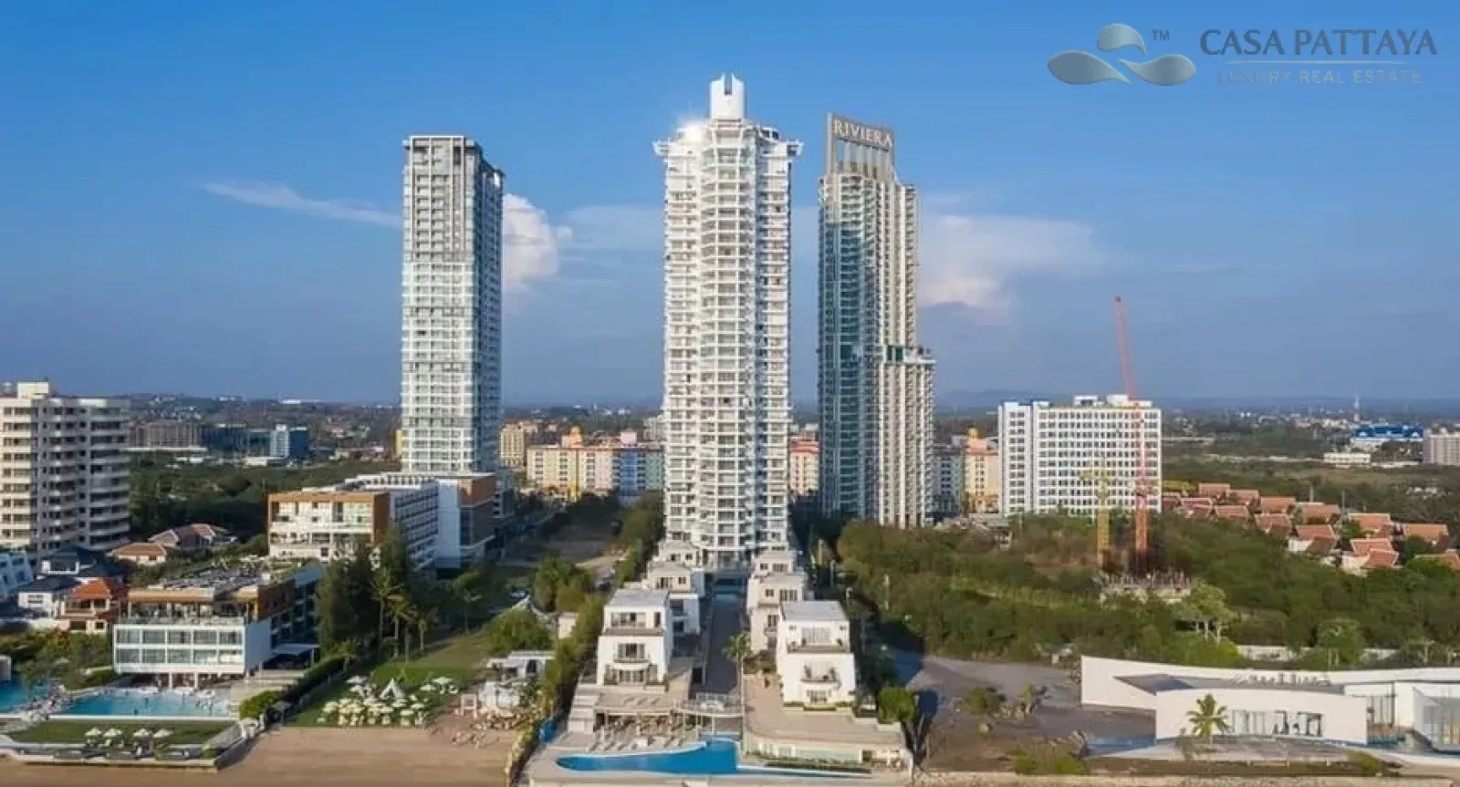 For Sale & Rent: Luxury Beachfront Condo at La Royale Beach Na Jomtien