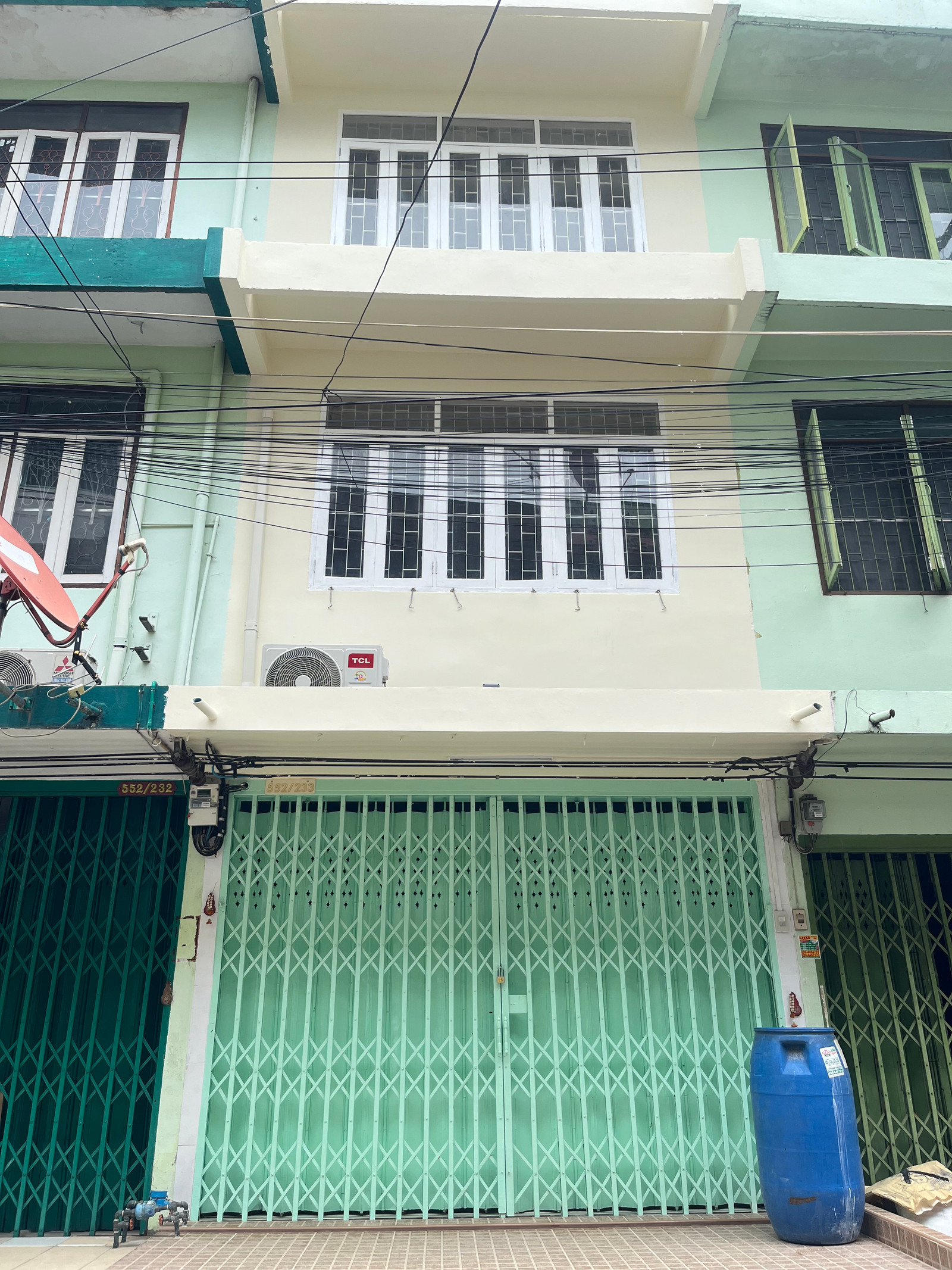 ให้เช่าตึกแถว 3 ชั้น Renovated ใหม่ เจริญราษฎร์ 7 | 20,000 บาท/เดือน | ใกล้พระราม 3