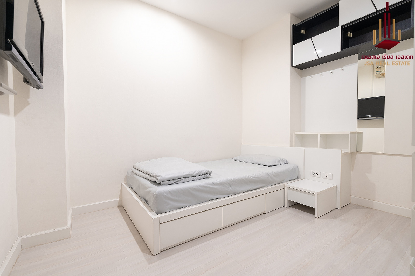 ✨ For Sale: The Room Ratchada - Ladprao Condo ✨ 💰 Only 5,300,000 THB 