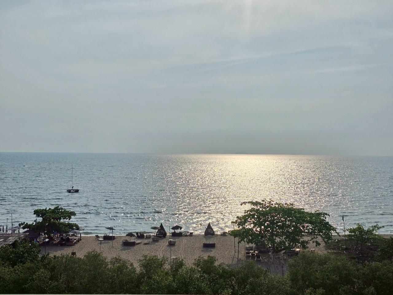 🔥 ขาย/ให้เช่า 1 ห้องนอน คอนโด Grand Florida Beachfront Condo Resort Pattaya วิวทะเล 180 องศา🔥