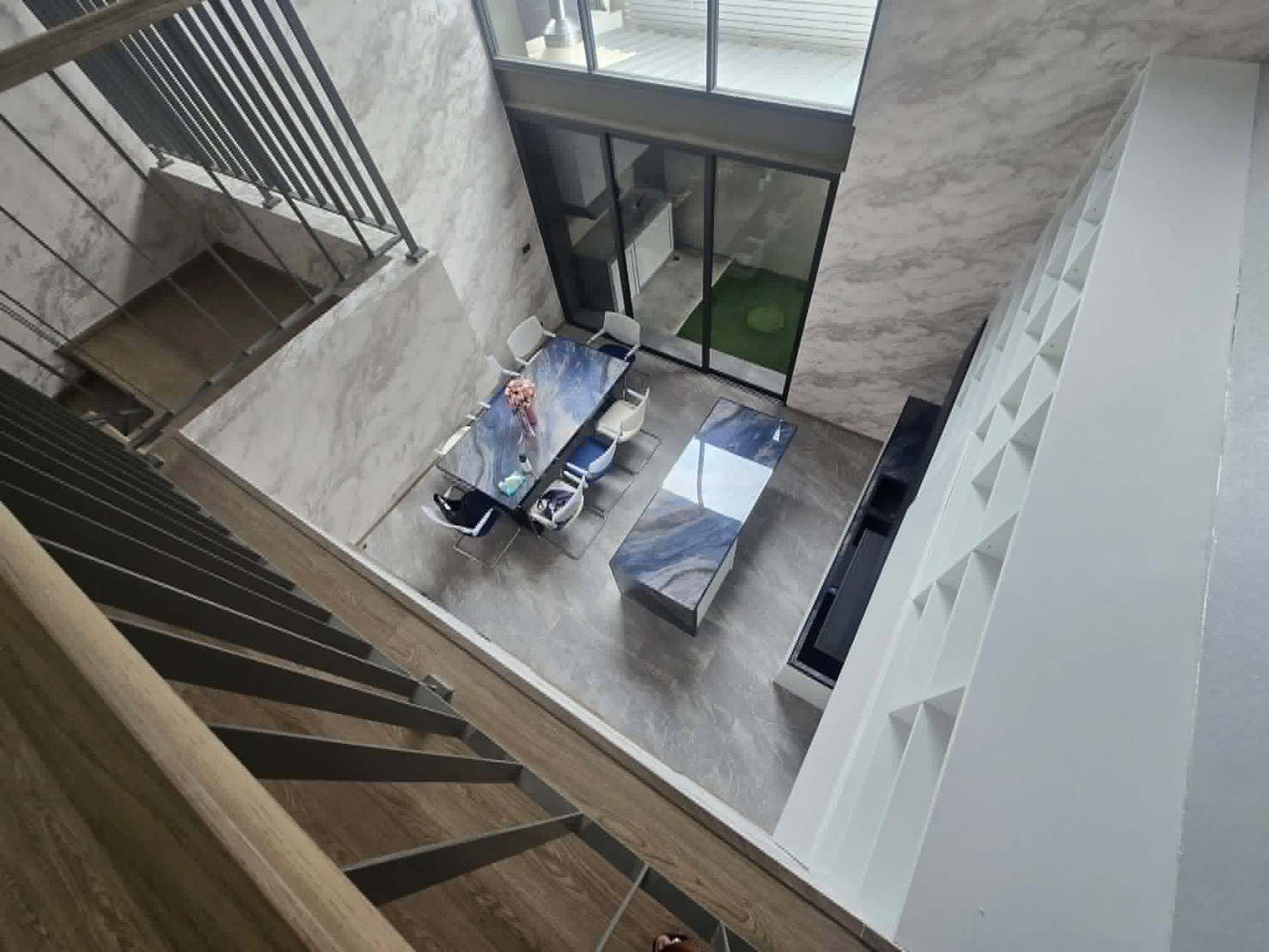 THER ladprao 93 3b4b 223sqm, 3.5storey, Fully furnish, 24hr security, Fitness, Swiming pool, THER ladprao 93 3b4b 223sqm, 3.5storey, Fully furnish, 24hr security, Fitness, Swiming pool,