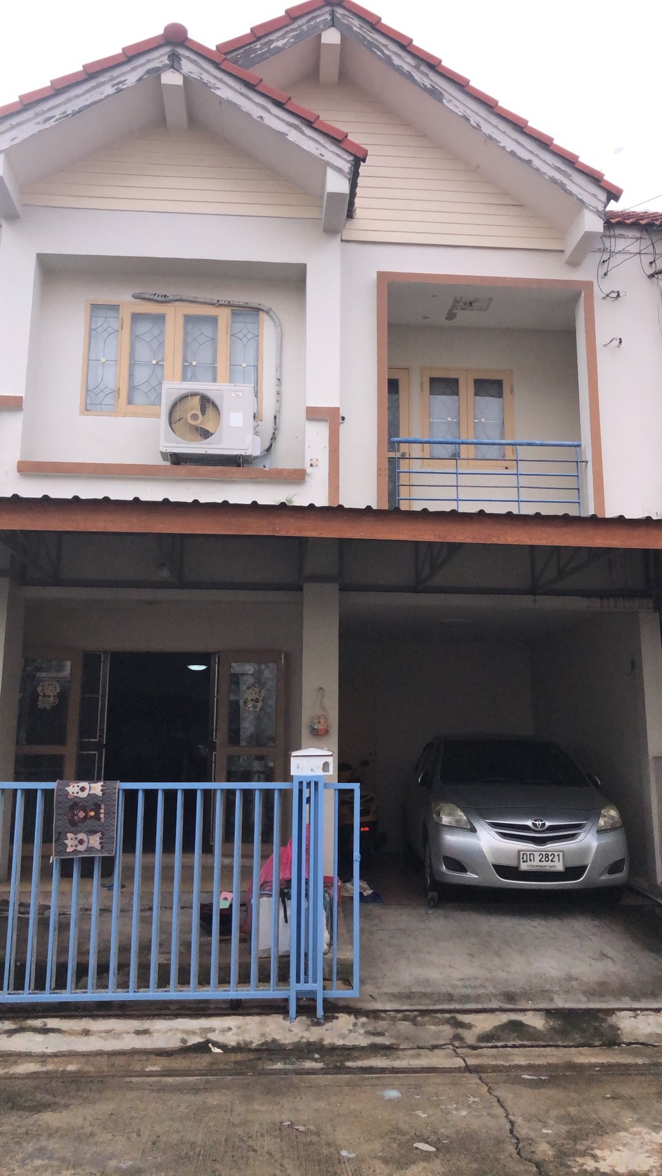 Townhouse for sale, area 20.7 sq m., Kanlapaphruek Ville Village, Bang Sao Thong, Thepharak Road Km. 26, ready to move in condition. Townhouse for sale, area 20.7 sq m., Kanlapaphruek Ville Village, Bang Sao Thong, Thepharak Road Km. 26, ready to move in condition.