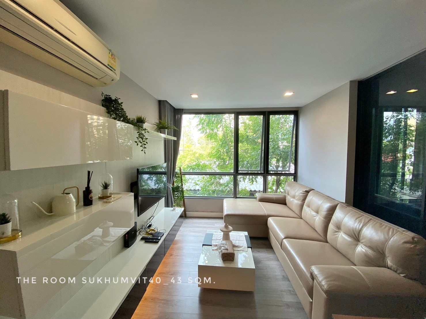 🎉🎉For RENT, 1 bedroom at The Room Sukhumvit40 very good location near BTS and expressway
