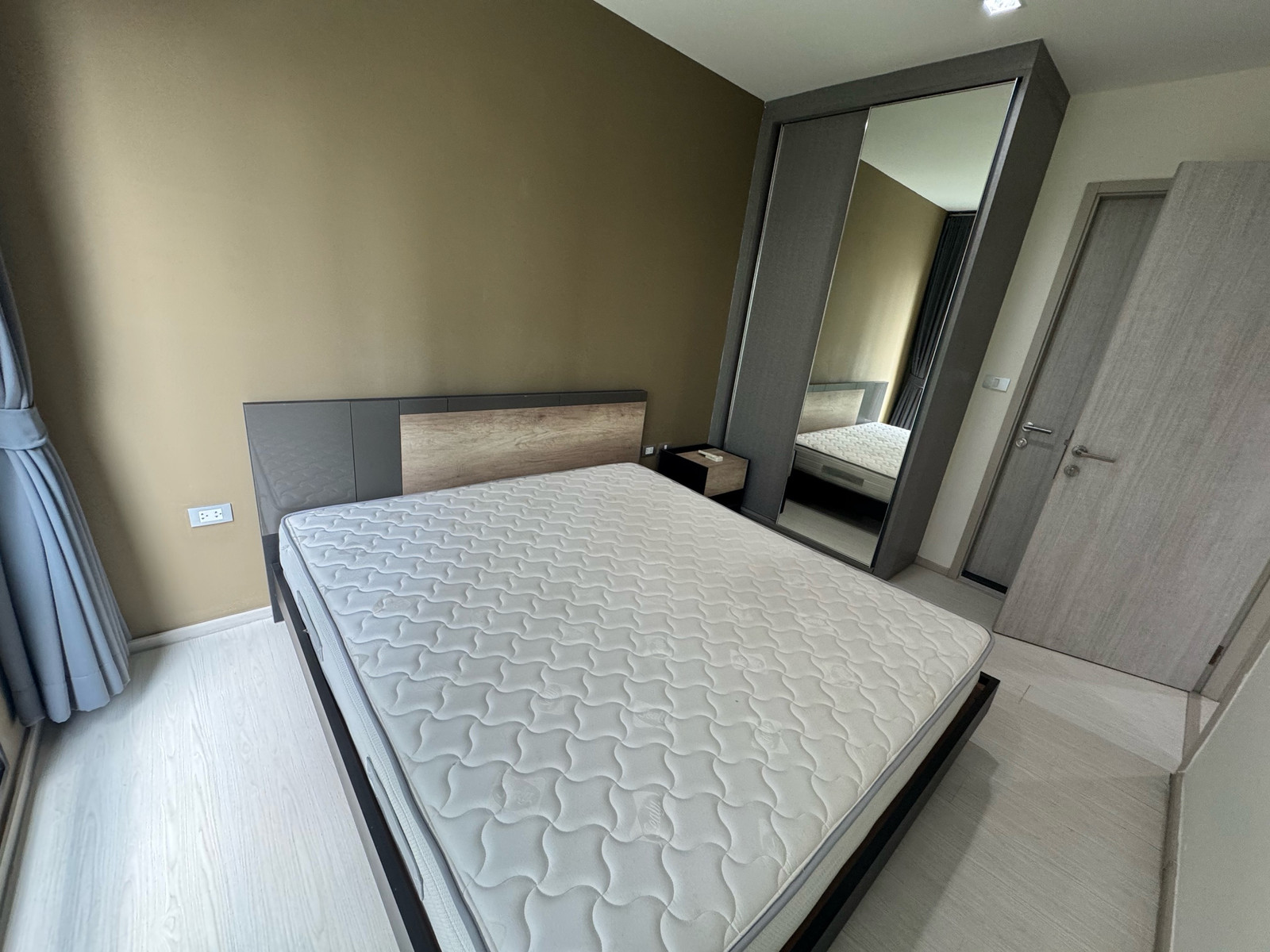 For sale: Rhythm Sukhumvit 36-38 | 1 Bedroom 33.11 sq m., pool view | Fully furnished