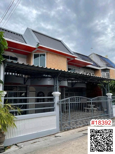 Rent 2 townhouses, attached inside, close to Central Rama 2. Rent 2 townhouses, attached inside, close to Central Rama 2.