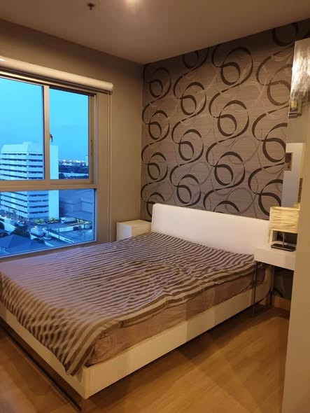 For rent, The Parkland Lakeside Srinakarin, Building B, 17th floor. For rent, The Parkland Lakeside Srinakarin, Building B, 17th floor.