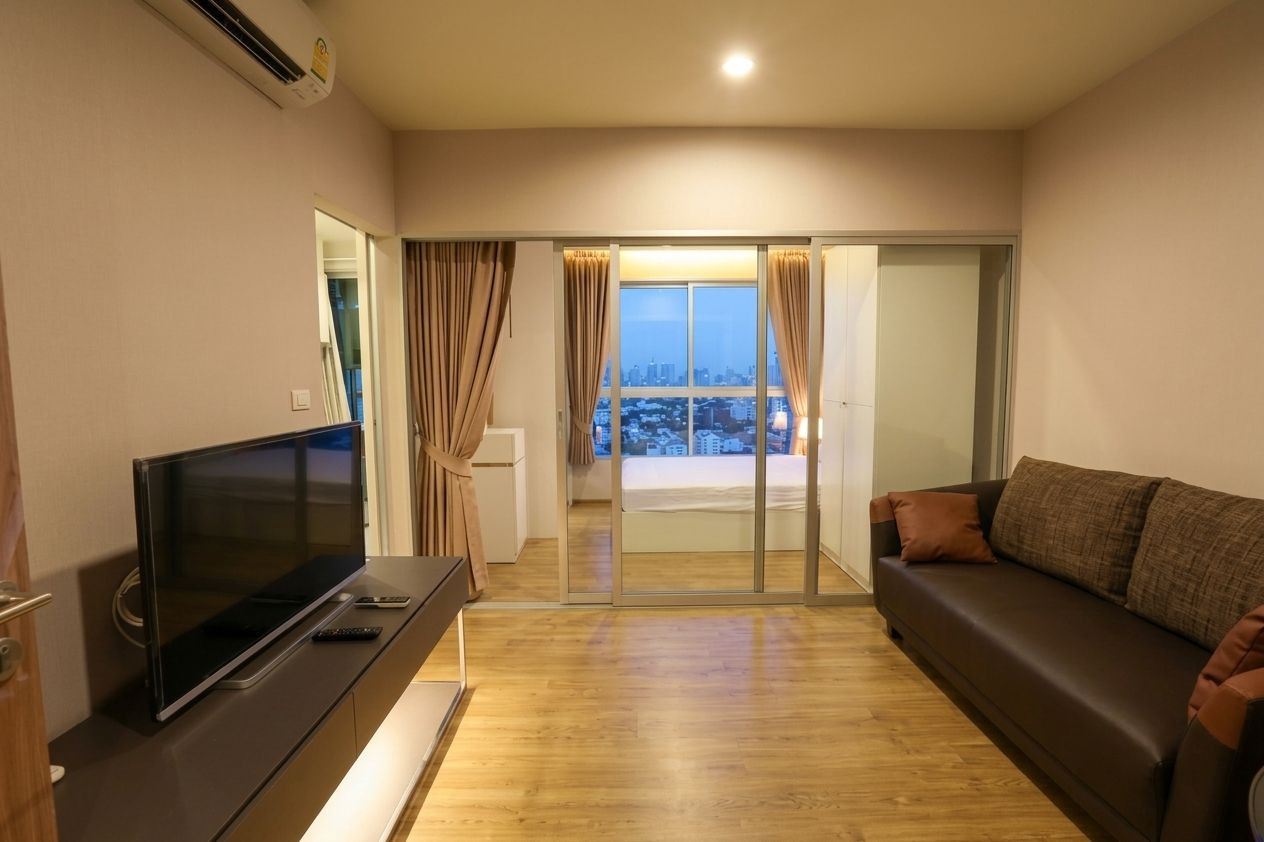 93858 - Urgent sale! Condo Fuse Chan-Sathorn, 26th floor, beautiful room. 93858 - Urgent sale! Condo Fuse Chan-Sathorn, 26th floor, beautiful room.