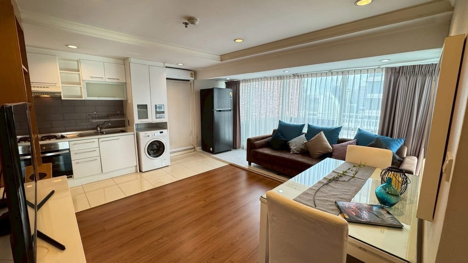 🌃 Grand Park View Asoke, ready to move in, location in the heart of the city, convenient to travel.