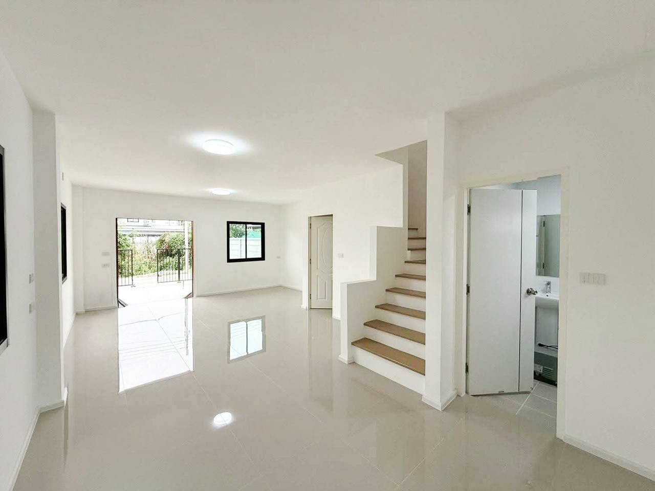 🏡 Large townhome, newly built, 2 houses next to each other, Khlong Luang 2-3. Ready to move in, good location, quiet, convenient to travel ✨ – รูปที่ 3