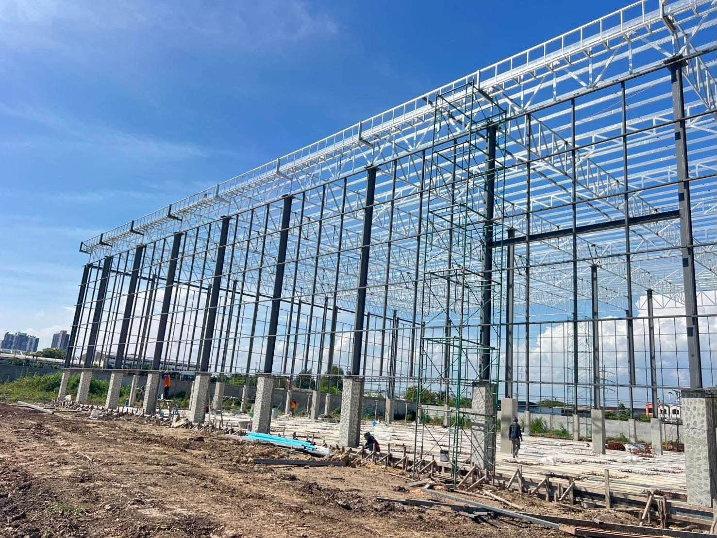 Warehouse/factory for rent, newly built, Phraeksa, Samut Prakan, open for reservations today. This size is hard to find in this location. Near Bang Pu Industrial Estate Kanchanaphisek Ring Expressway and the port, purple layout, can request a Ror.4 licens