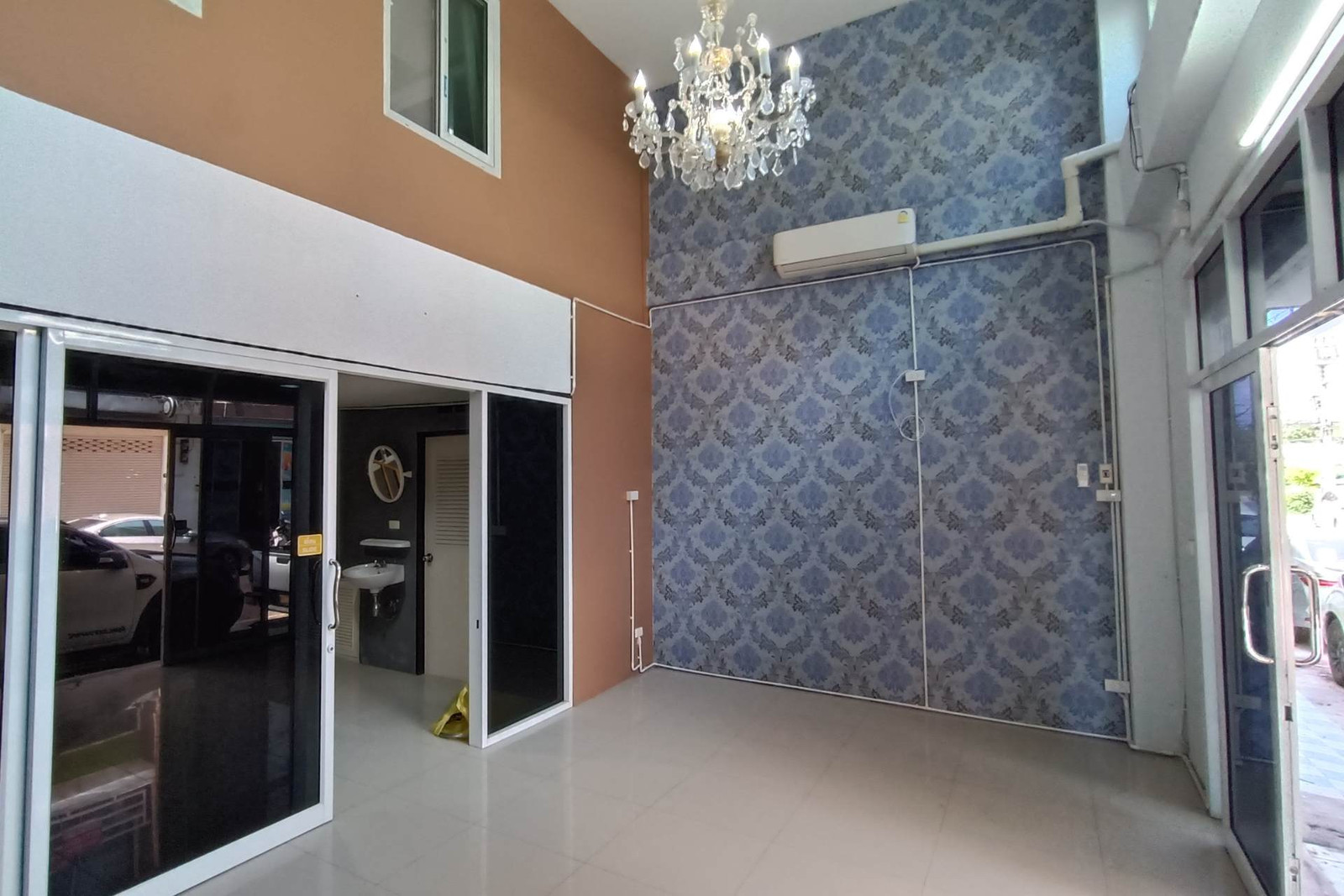Townhome, shophouse for rent 13,000 / sale 3.4 million, Phutthamonthon Sai 4, ready to move in, 4 air conditioners. – รูปที่ 2