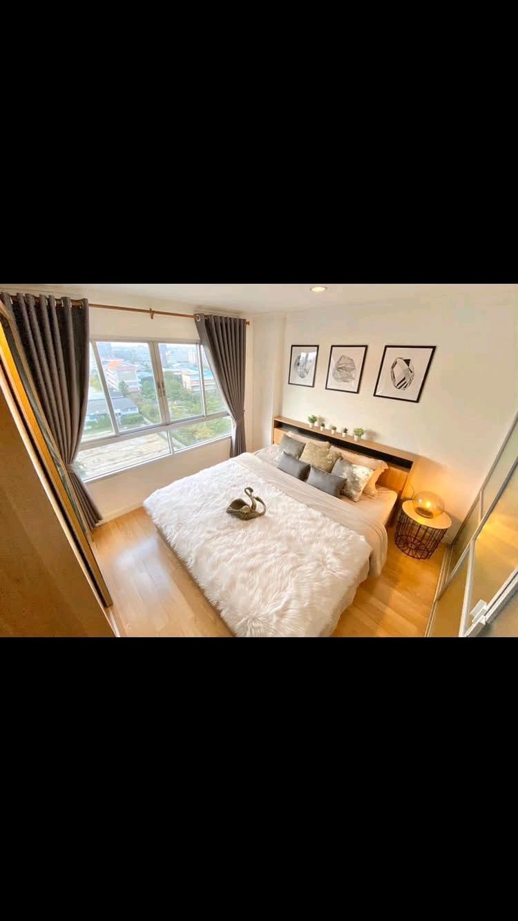 For sale with footrest, beautiful room, very good price, urgent sale!! For sale with footrest, beautiful room, very good price, urgent sale!!