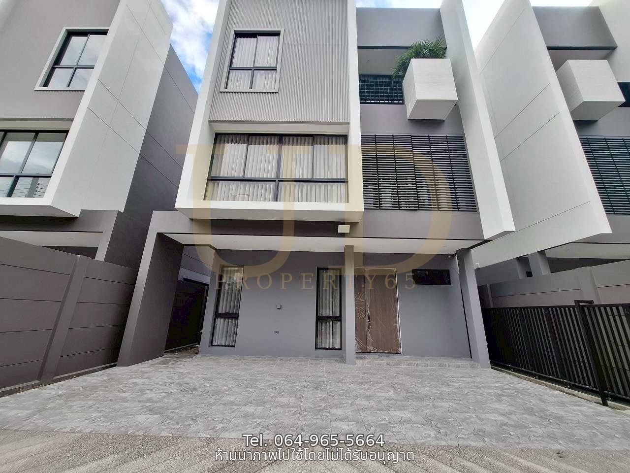 🔥 **Home office for rent / 3-story detached house, Lat Phrao 101** 🏡 **Good to live in. It's perfect for making an office!** 🚇 Near MRT Lat Phrao 101, only about **750 meters** 🔥 **Home office for rent / 3-story detached house, Lat Phrao 101** 🏡 **Good to live in. It's perfect for making an office!** 🚇 Near MRT Lat Phrao 101, only about **750 meters**
