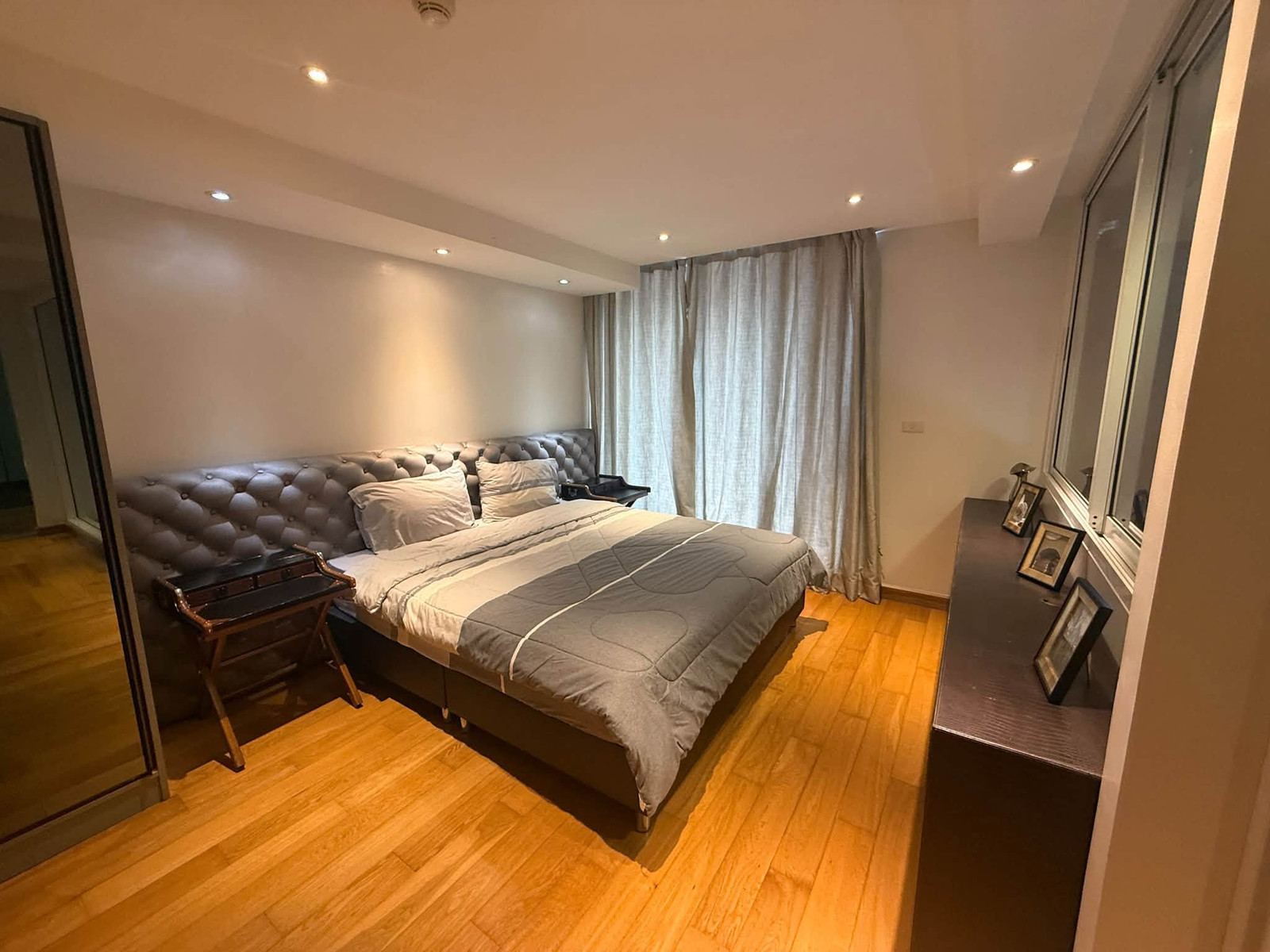 📍 Downtown 49 – Sukhumvit 49 | Duplex High Ceiling | Pet Friendly, dogs allowed.