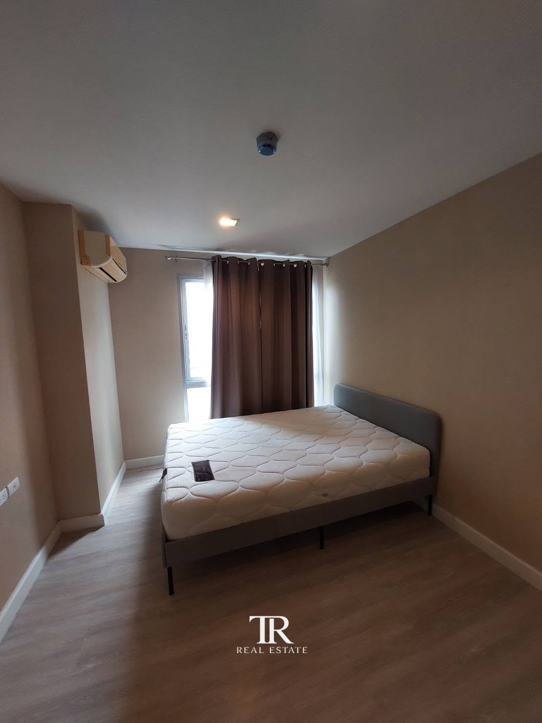 🏡 Condo for Rent – Metro Luxe Kaset (เมโทร ลักซ์ เกษตร) | 1 Bed | 1 Bath | 32.62 sqm | Floor 8 | BTS Kasetsart University | 💰9,000 THB/month | LINE: @979ywrvr | Ref: PK0205 🏡 Condo for Rent – Metro Luxe Kaset (เมโทร ลักซ์ เกษตร) | 1 Bed | 1 Bath | 32.62 sqm | Floor 8 | BTS Kasetsart University | 💰9,000 THB/month | LINE: @979ywrvr | Ref: PK0205