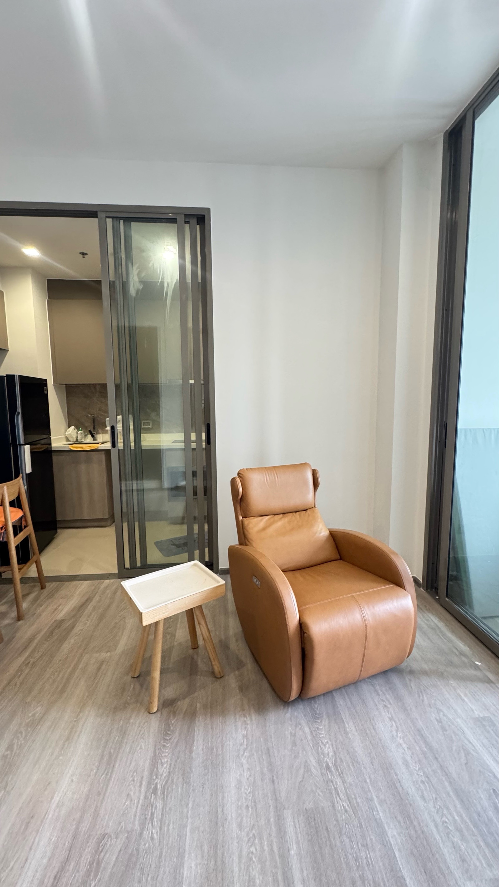 for rent 1 br size 43.5 sqm high floor for rent 1 br size 43.5 sqm high floor