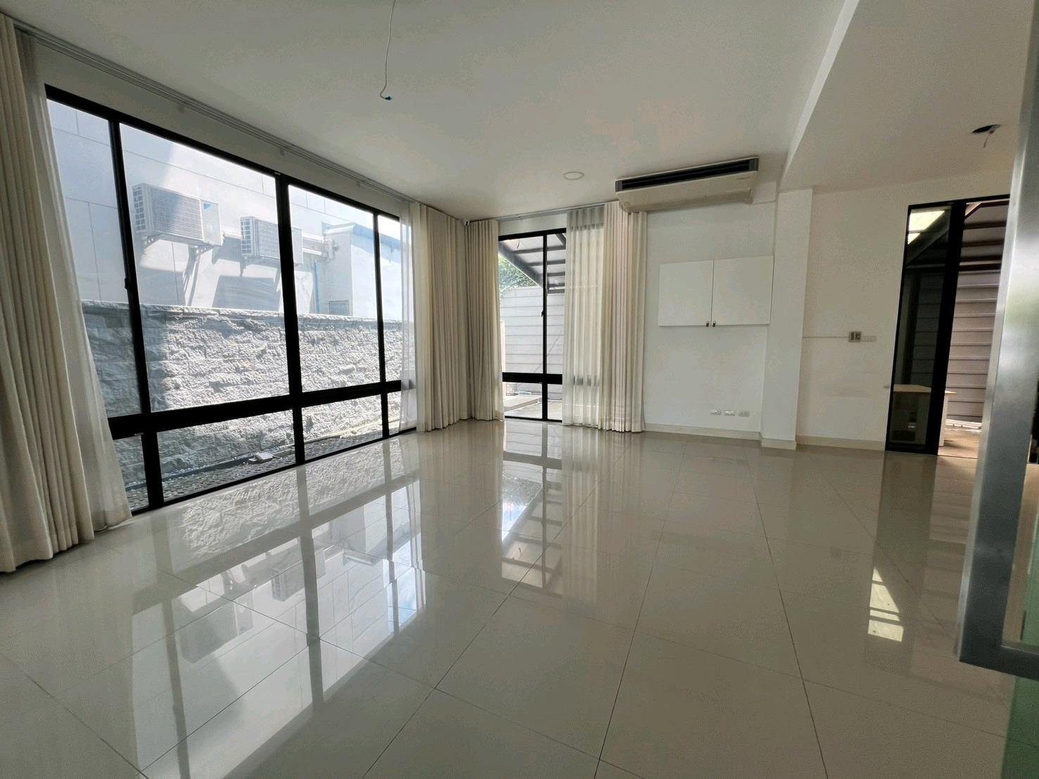 โฮมออฟฟิศให้เช่า ติดโรงเรียนเด่นหล้า เกษตร-นวมินทร์ | 517 ตร.ม. | 4 ชั้น | จอด 8 คัน – รูปที่ 3