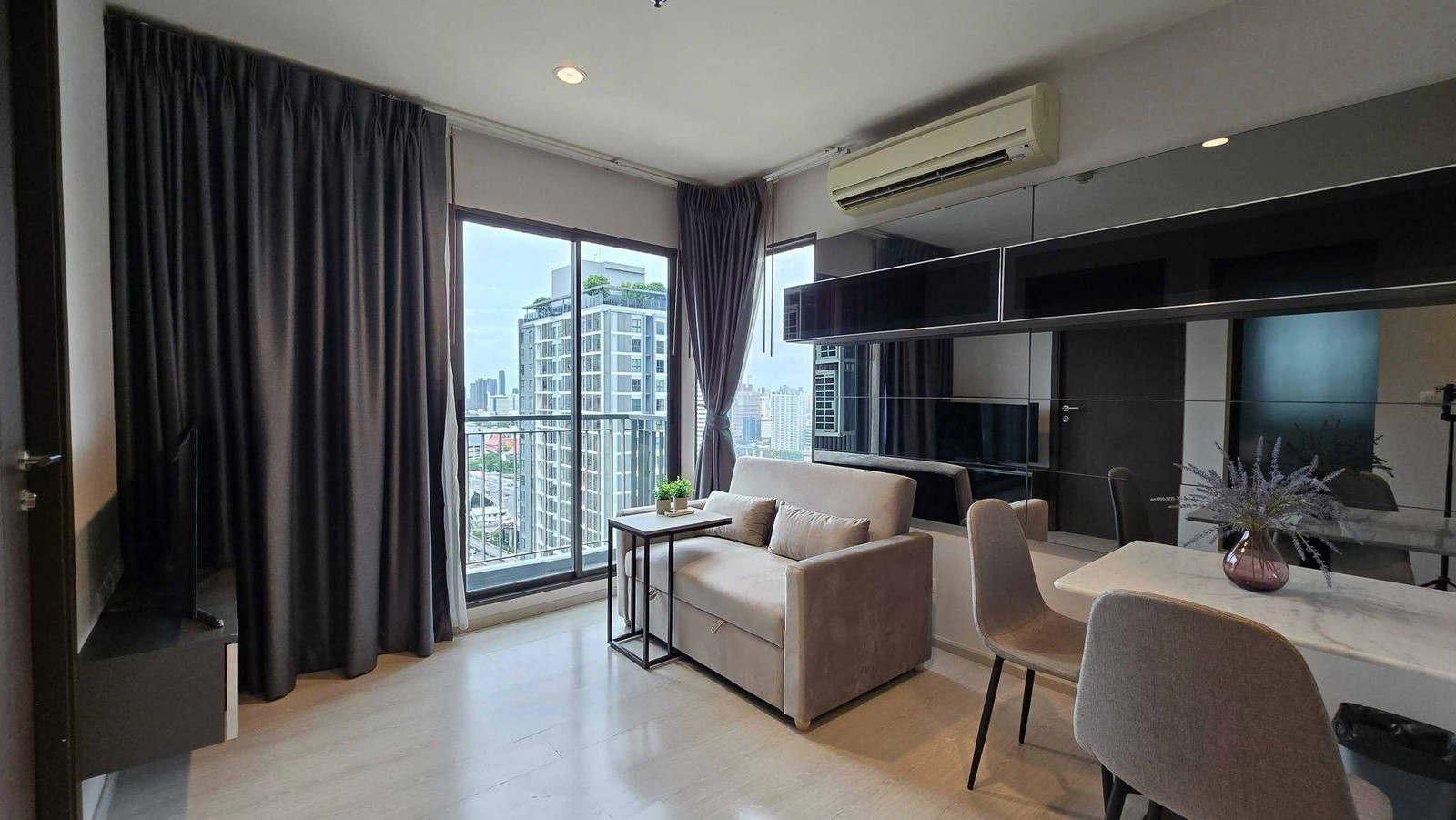 Rhythm Asoke For Rent Rhythm Asoke For Rent
