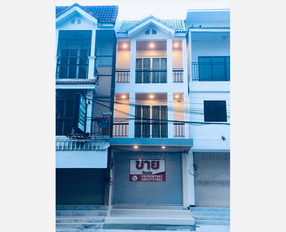 สอบถามโทร : 090-908-7962 ขายอาคารพาณิชย์ 3 ชั้น รีโนเวทใหม่ทั้งตึก 3 ห้องนอน 3 ห้องน้ำ ติดโรงพยาบาลเพชรบูรณ์ราม ถนนเพชรรัตน์ ตำบลในเมือง เมืองเพชรบูรณ์ – รูปที่ 2