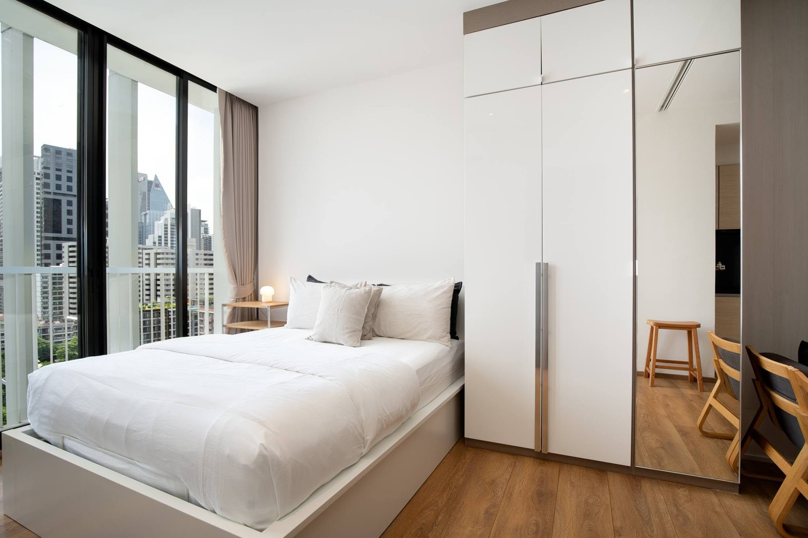 For Rent Park Origin Phrom Phong Sukhumvit 24 | Studio 30 square meters, 11th floor For Rent Park Origin Phrom Phong Sukhumvit 24 | Studio 30 square meters, 11th floor