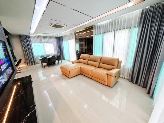 FOR RENT BURASIRI WATCHARAPOL / 4 bedrooms 4 bathrooms / 65 Sqw. 222 Sqm. **80,000** CLOSE TO OR-NGERN MARKET – รูปที่ 3
