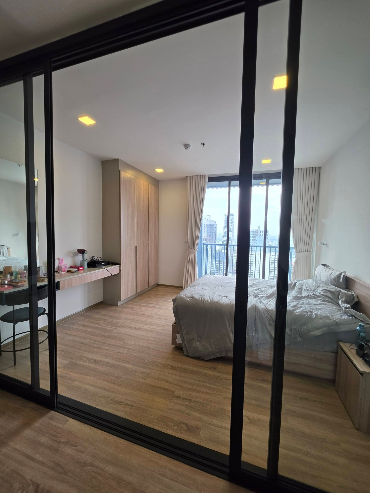 📍 XT payathai | Fully decorated, ready to move in | 27th floor, beautiful view. 📍 XT payathai | Fully decorated, ready to move in | 27th floor, beautiful view.
