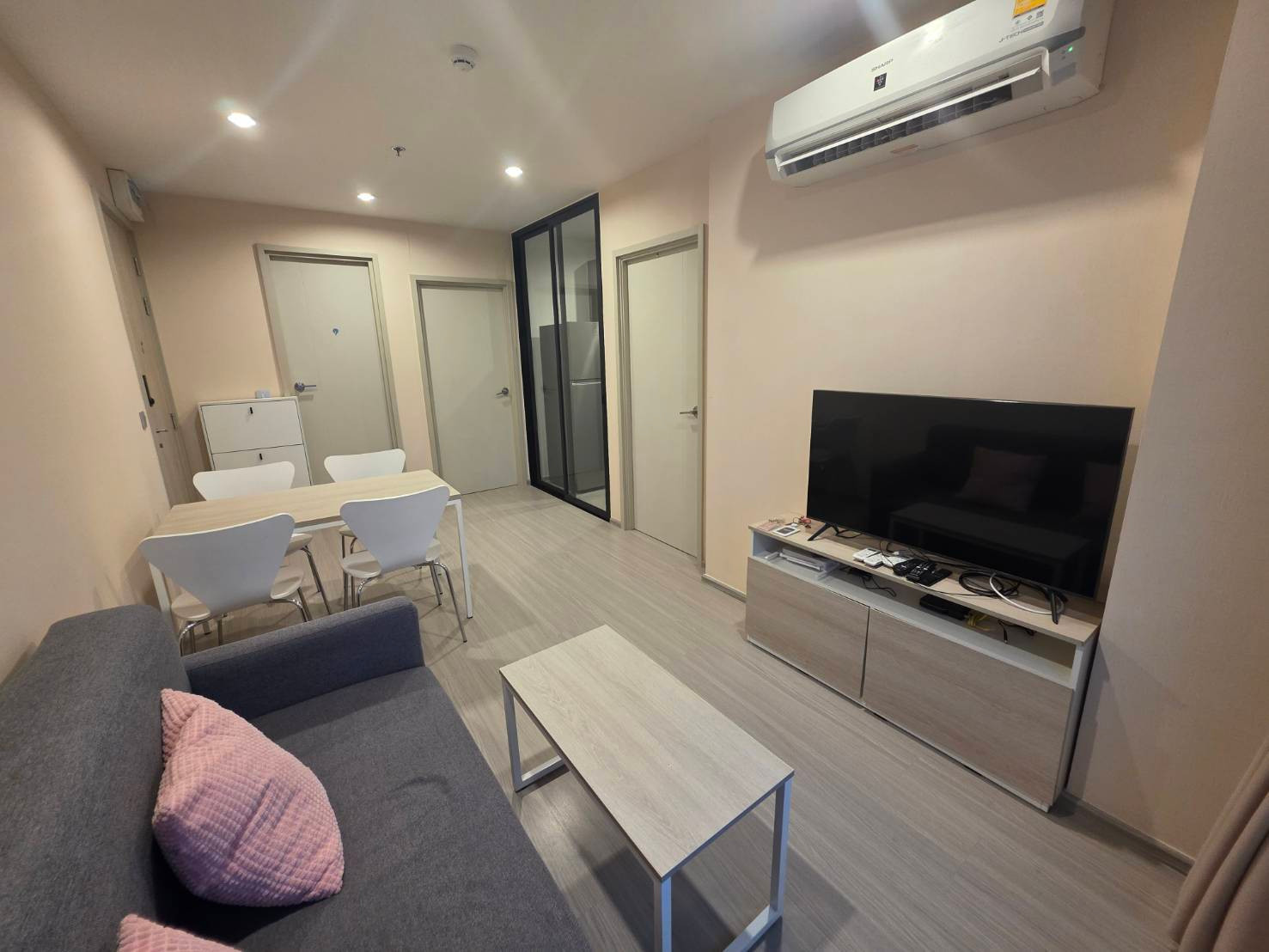 PFD-09152 Condo for rent, Aspire Erawan Prime, fully furnished, ready to move in, next to BTS Chang Erawan🏙️ PFD-09152 Condo for rent, Aspire Erawan Prime, fully furnished, ready to move in, next to BTS Chang Erawan🏙️