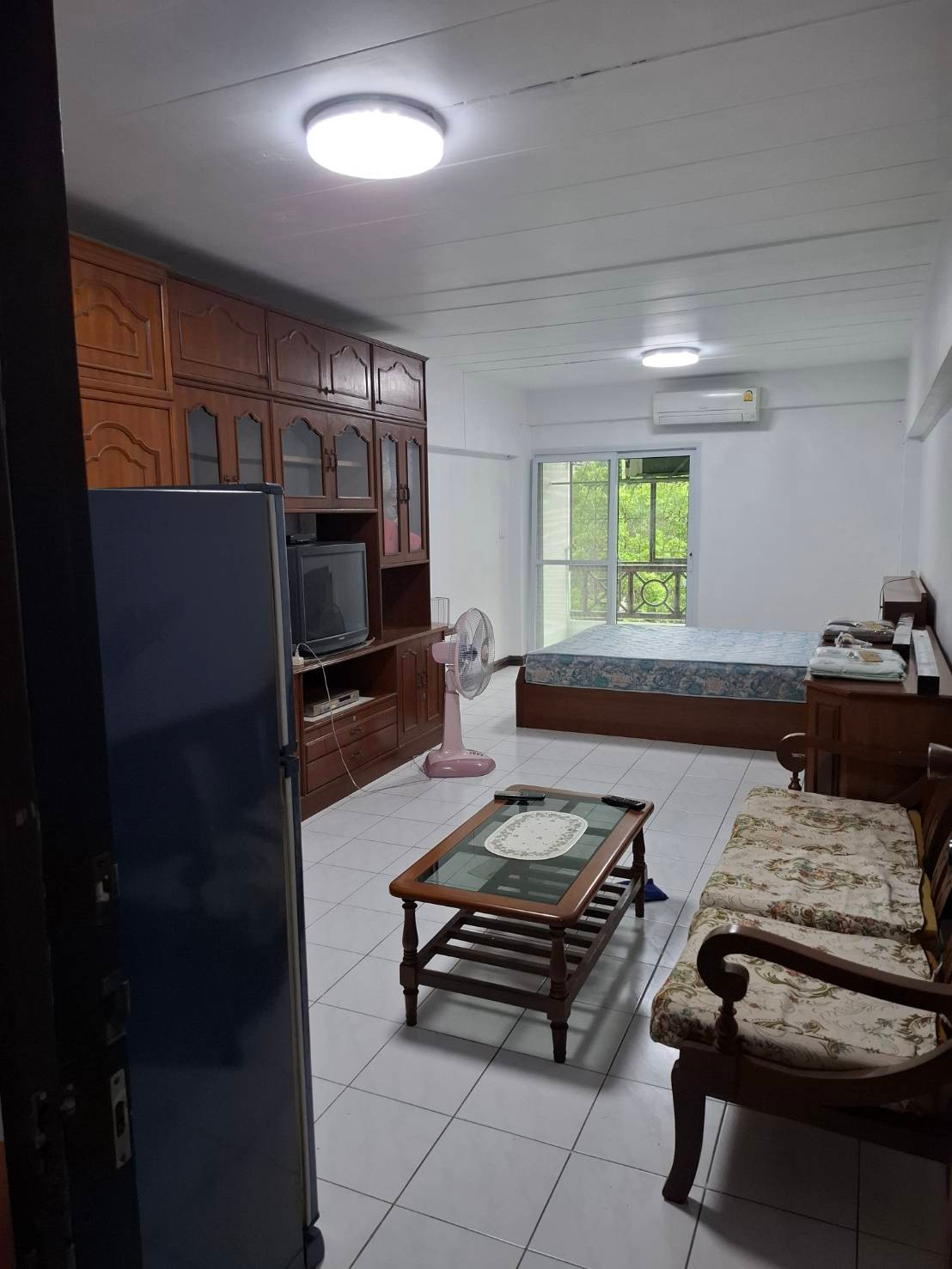 Thip Thani Residence