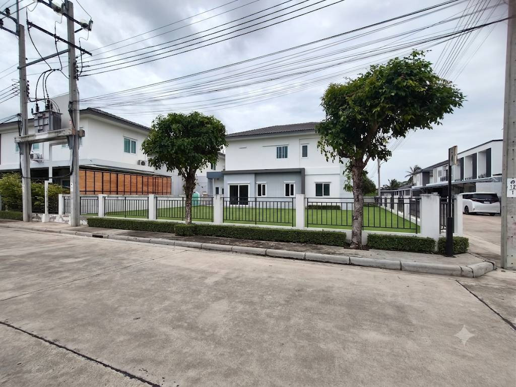 ขายบ้านเดี่ยว เดอะ พณา เพชรเกษม - สาย 3 บ้านมุมติดสวน ที่ดิน 104 ตร.ว. พื้นที่ใช้สอย 183 ตร.ม. ลดเหลือเพียง 8,000,000 ล้านบาท ขายบ้านเดี่ยว เดอะ พณา เพชรเกษม - สาย 3 บ้านมุมติดสวน ที่ดิน 104 ตร.ว. พื้นที่ใช้สอย 183 ตร.ม. ลดเหลือเพียง 8,000,000 ล้านบาท