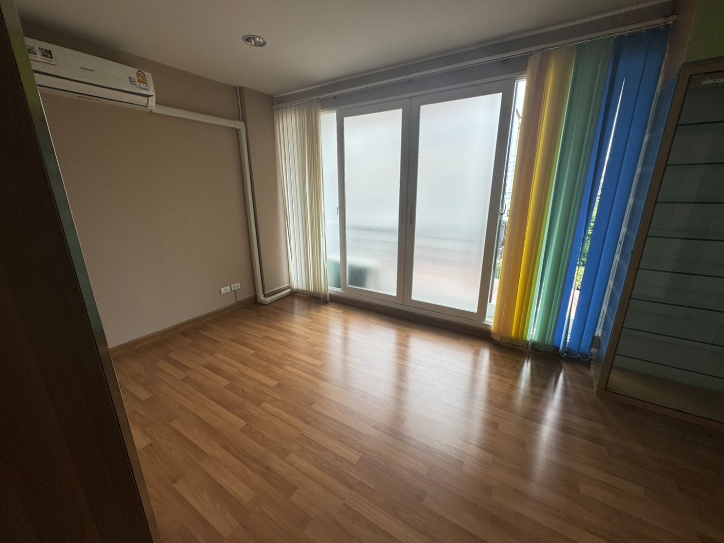 🏡 Corner 3-Storey Townhome for Rent Baan Klang Muang Urbanion Rama 9 – Ladprao – รูปที่ 3